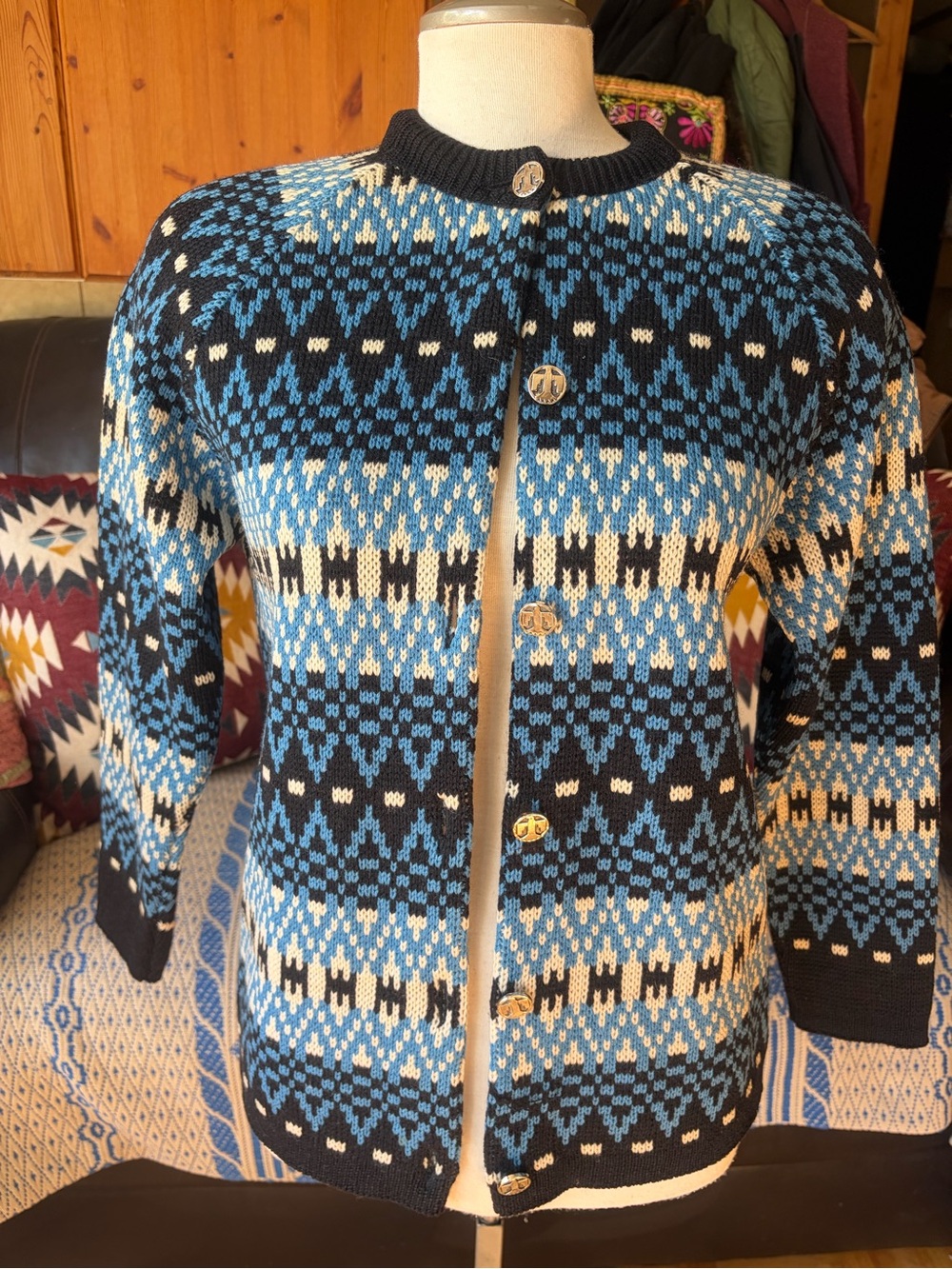 Vintage Jantzen Pure Virgin Wool Nordic/ Fair Isle Knit Cardigan Button Sweater